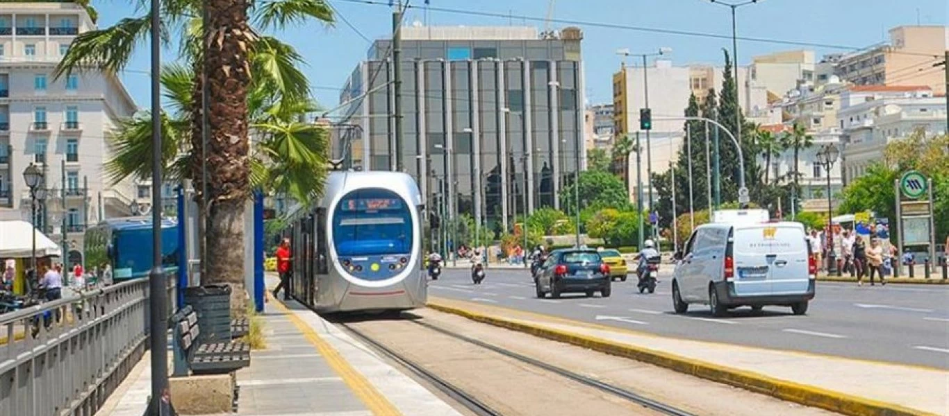 Ξεκινούν και πάλι σήμερα τα δρομολόγια του τραμ προς και από το Σύνταγμα